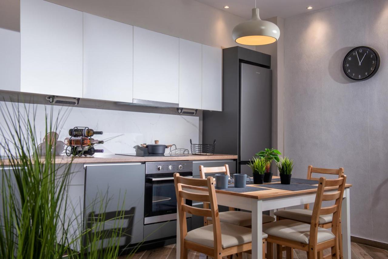 Archipelagos Apt In The Heart Of The City 이라클리온 외부 사진
