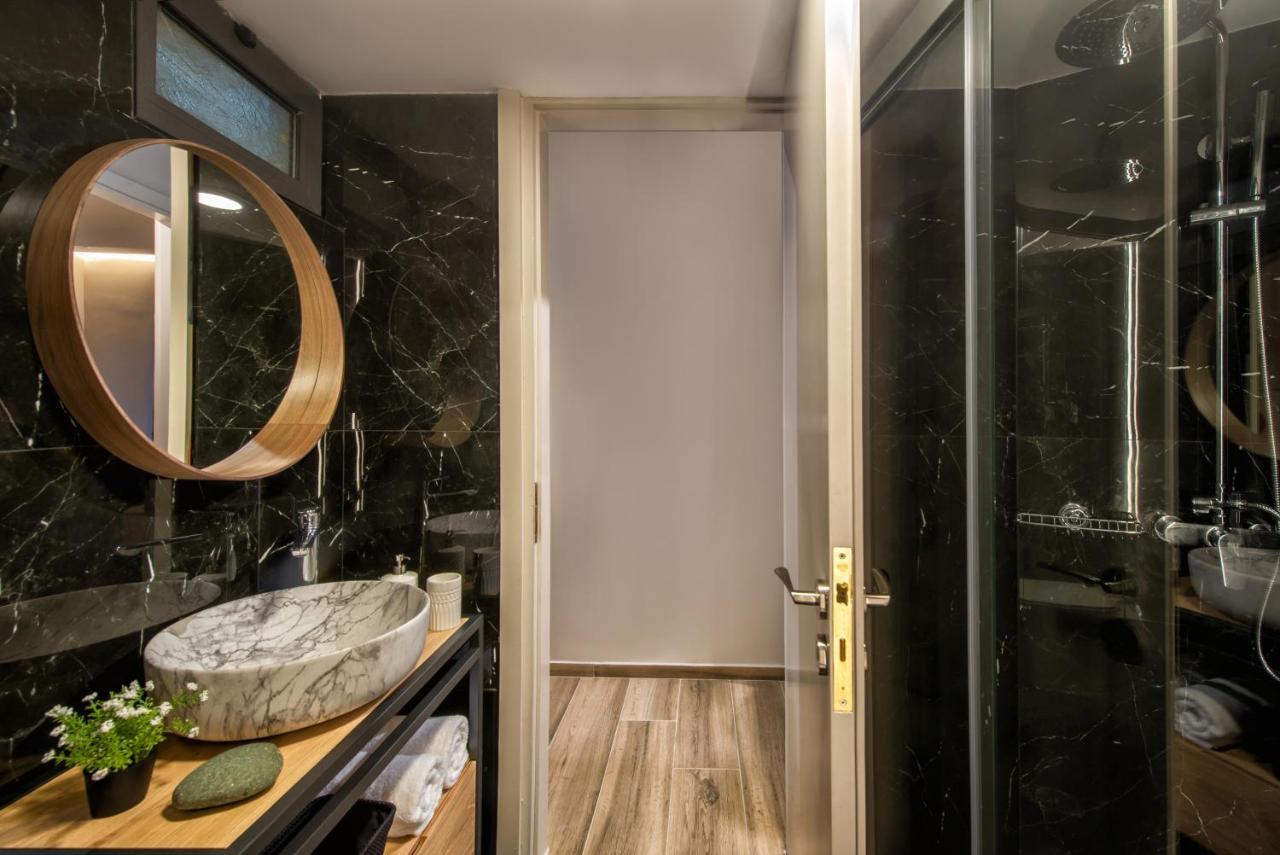 Archipelagos Apt In The Heart Of The City 이라클리온 외부 사진